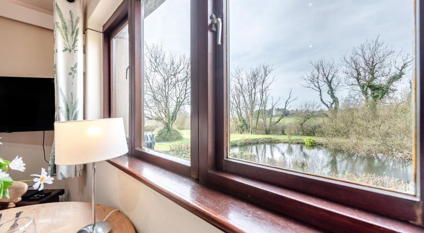 Photo of 1 Bed in Little Haven