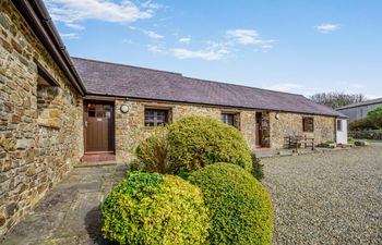 1 Bed in Little Haven Holiday Home