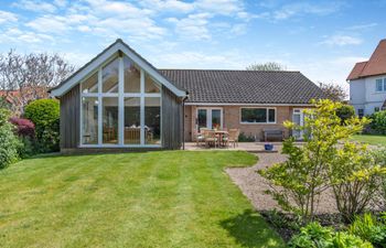 4 Bed in Sheringham Holiday Home