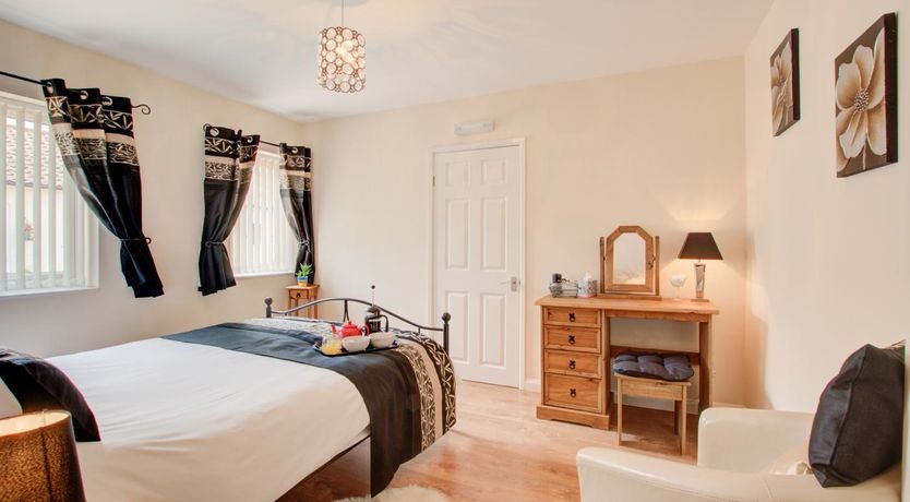Photo of 1 Bed in Blofield Heath