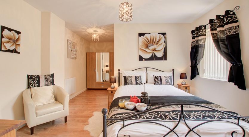 Photo of 1 Bed in Blofield Heath