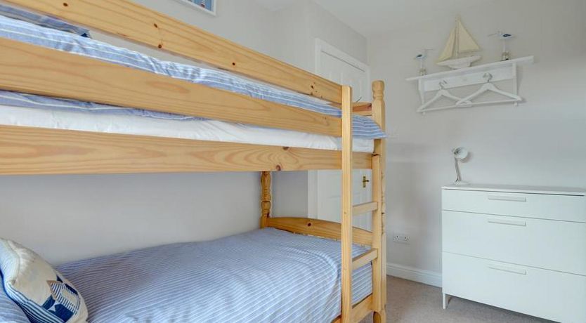 Photo of 2 Bed in Whitby