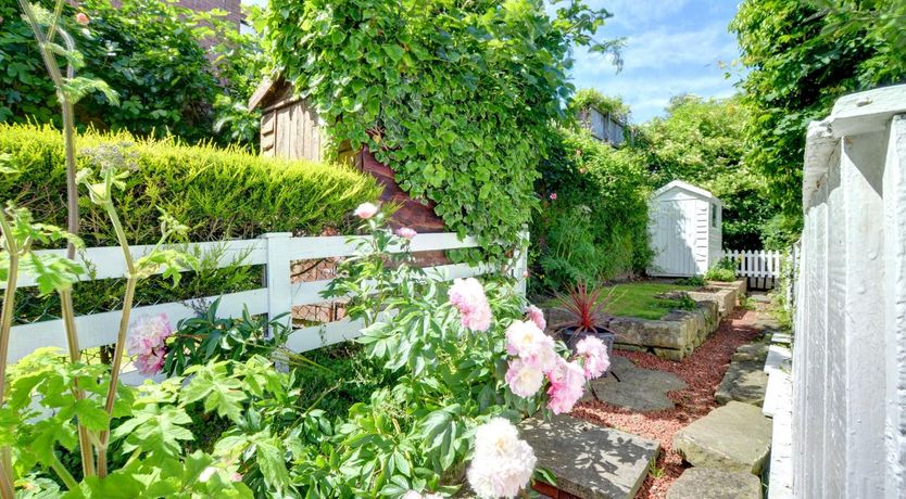 Photo of 2 Bed in Whitby