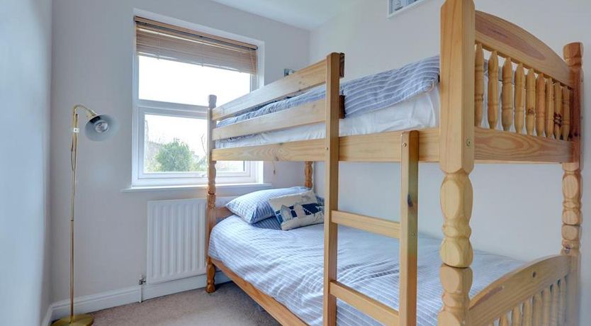 Photo of 2 Bed in Whitby