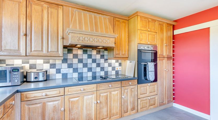 Photo of 2 Bed in Tunbridge Wells