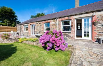 4 Bed in Pwllheli Holiday Home