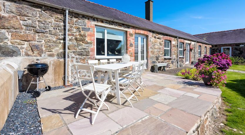 Photo of 4 Bed in Pwllheli