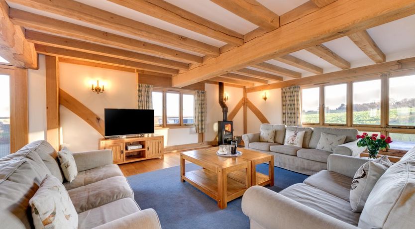 Photo of 8 Bed in Tenterden