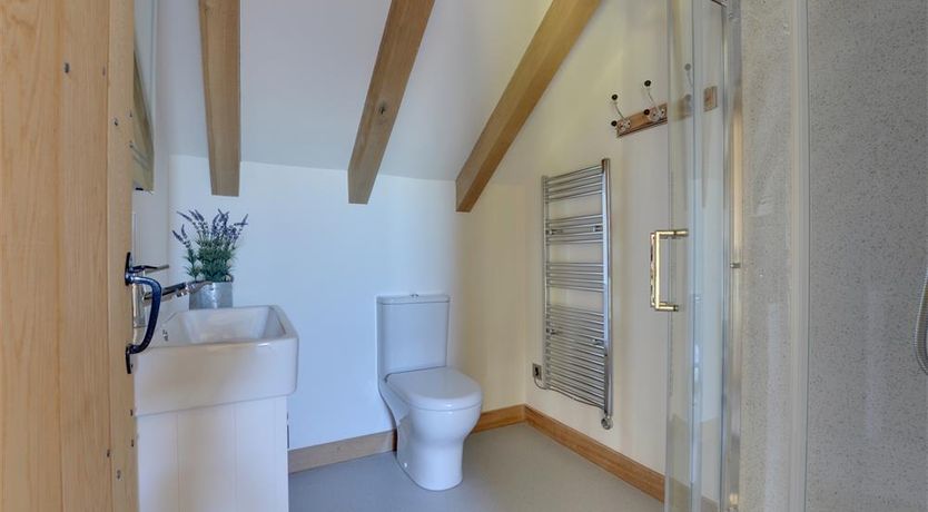 Photo of 8 Bed in Tenterden