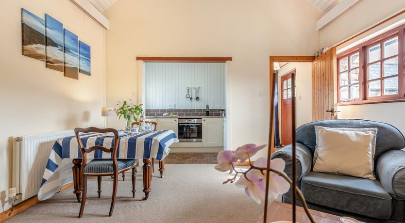 Photo of 1 Bed in Little Haven