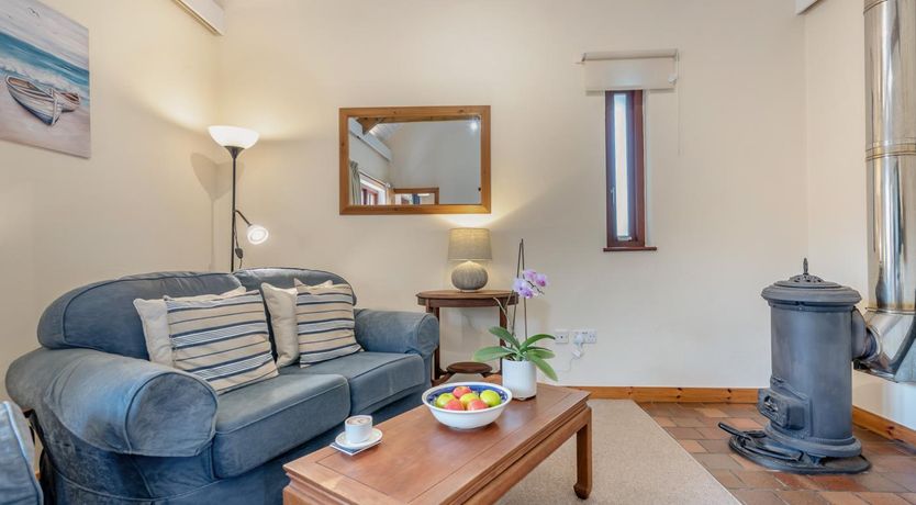 Photo of 1 Bed in Little Haven