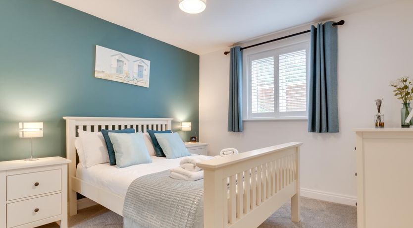 Photo of 2 Bed in Whitby