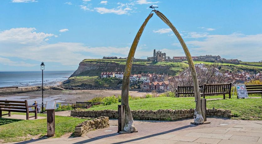 Photo of 2 Bed in Whitby