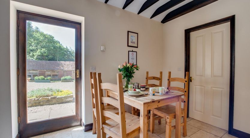 Photo of 2 Bed in Whitby