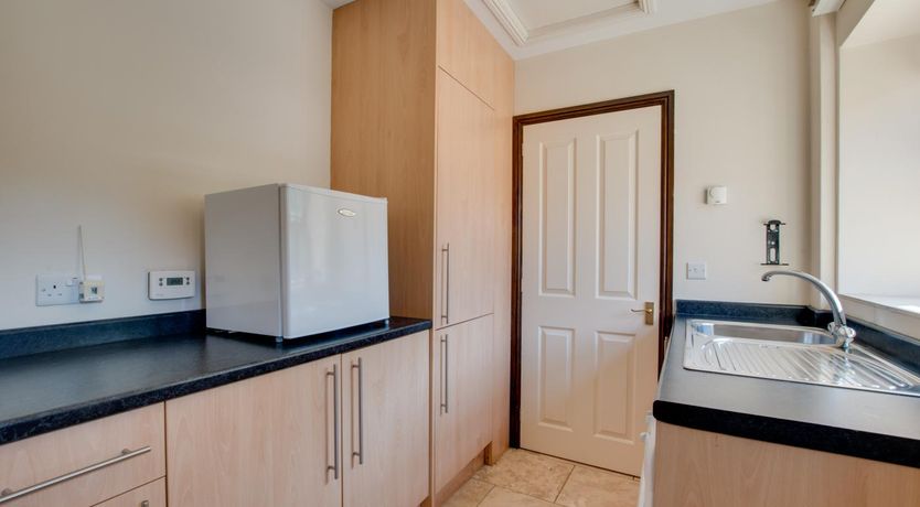 Photo of 2 Bed in Whitby