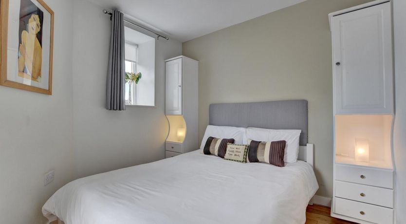 Photo of 2 Bed in Ilfracombe