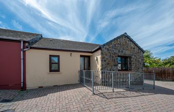 2 Bed in Tenby Holiday Home
