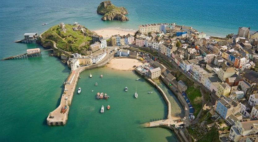 Photo of 2 Bed in Tenby