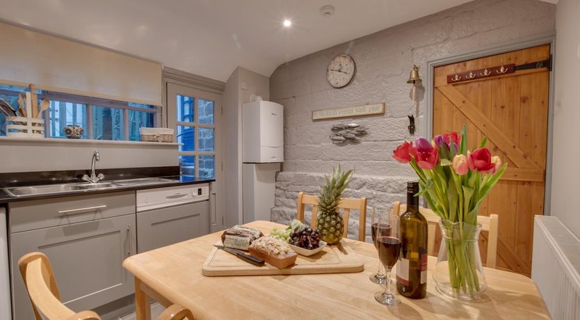 Photo of 3 Bed in Whitby