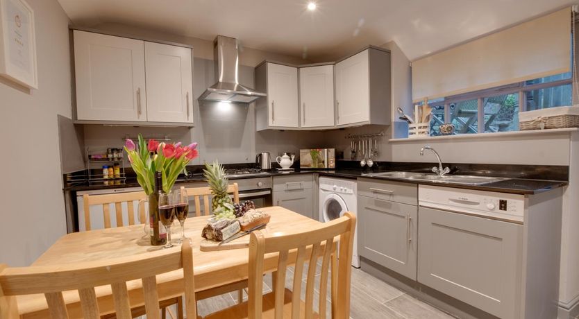 Photo of 3 Bed in Whitby