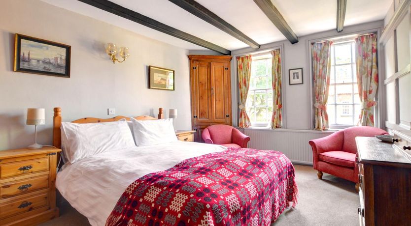 Photo of 3 Bed in Whitby