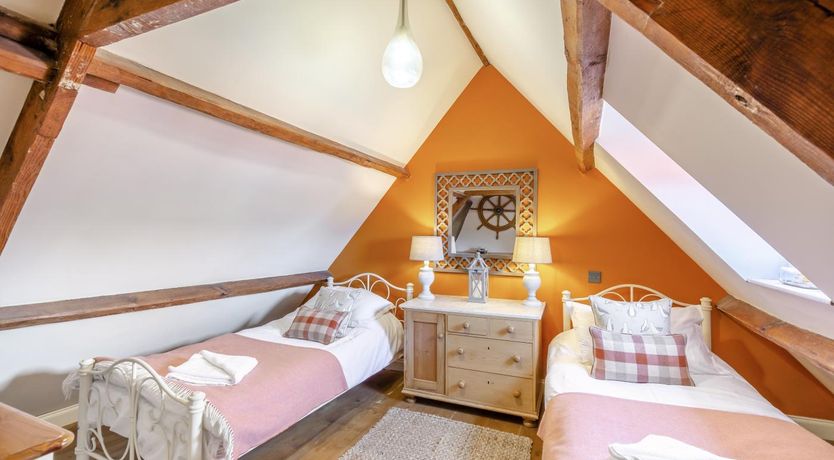 Photo of 2 Bed in Whitby