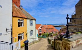 Photo of 2 Bed in Whitby