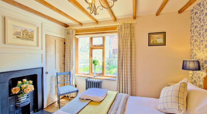 Photo of 2 Bed in Whitby