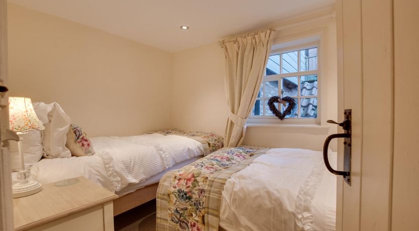 Photo of 2 Bed in Whitby