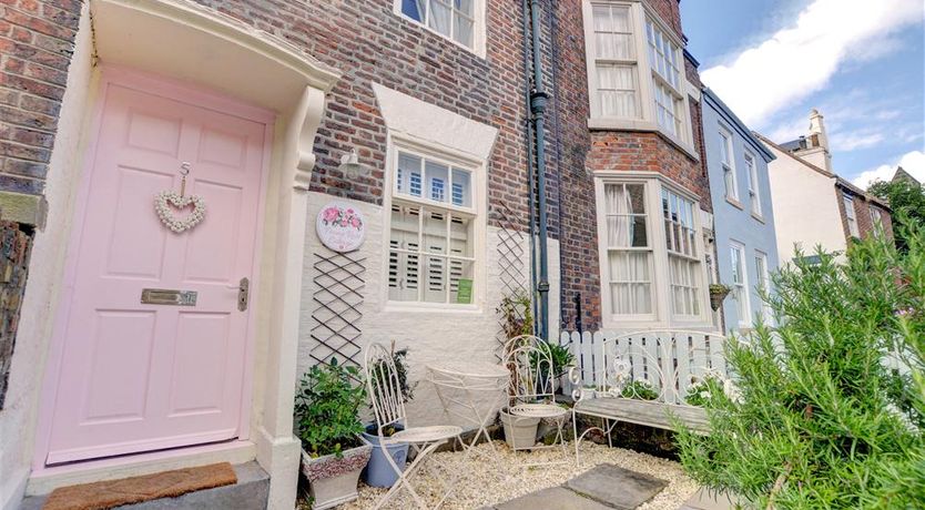 Photo of 2 Bed in Whitby