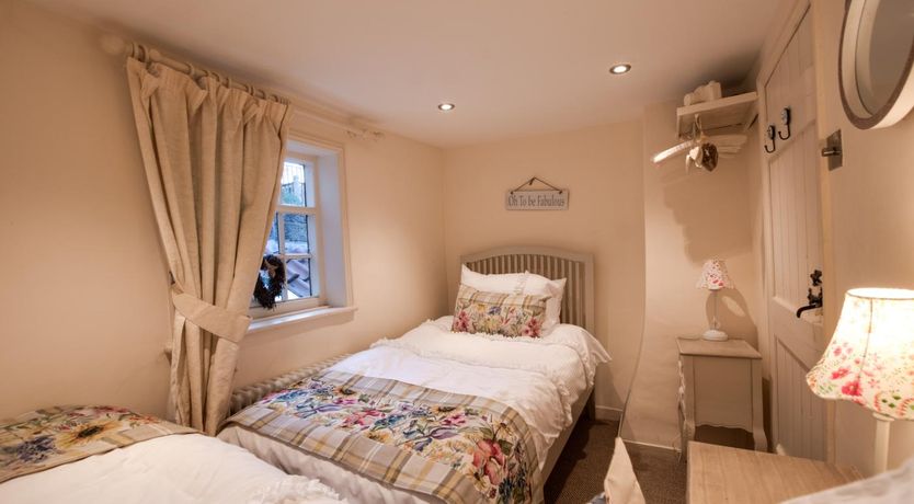 Photo of 2 Bed in Whitby