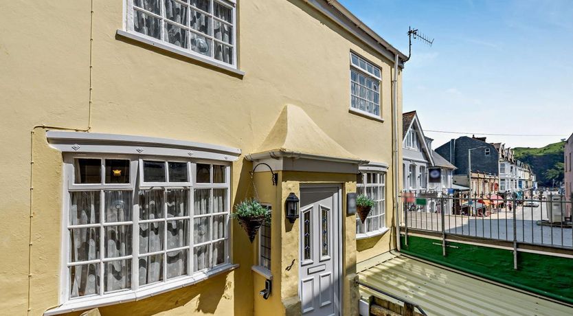 Photo of 2 Bed in Ilfracombe