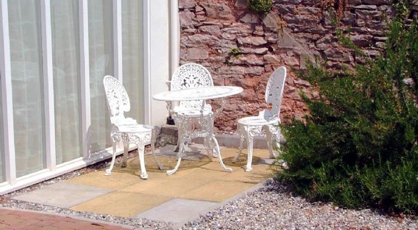 Photo of 2 Bed in Torquay