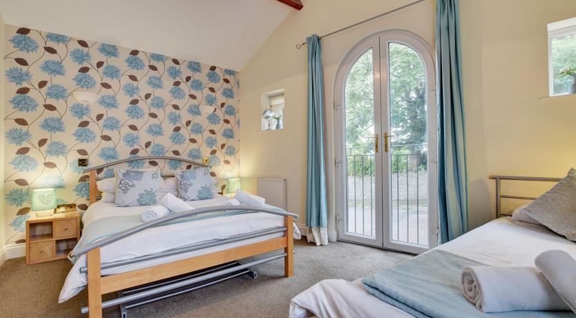 Photo of 2 Bed in Torquay