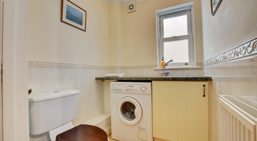 Photo of 2 Bed in Torquay