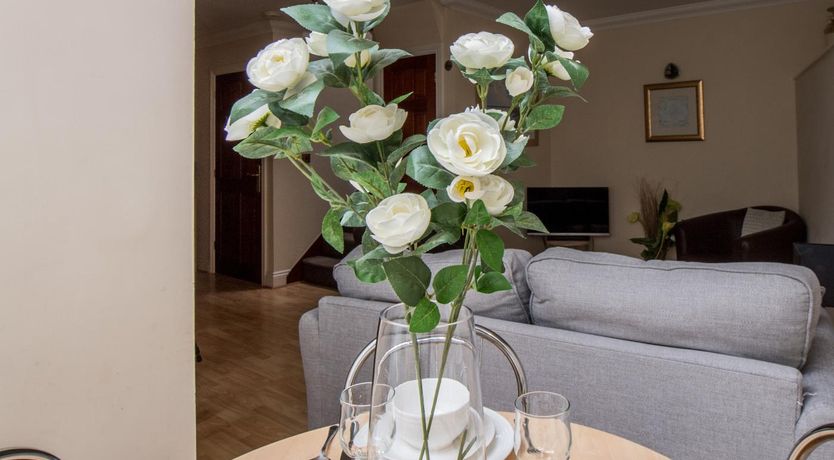 Photo of 2 Bed in Torquay