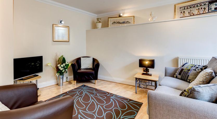 Photo of 2 Bed in Torquay