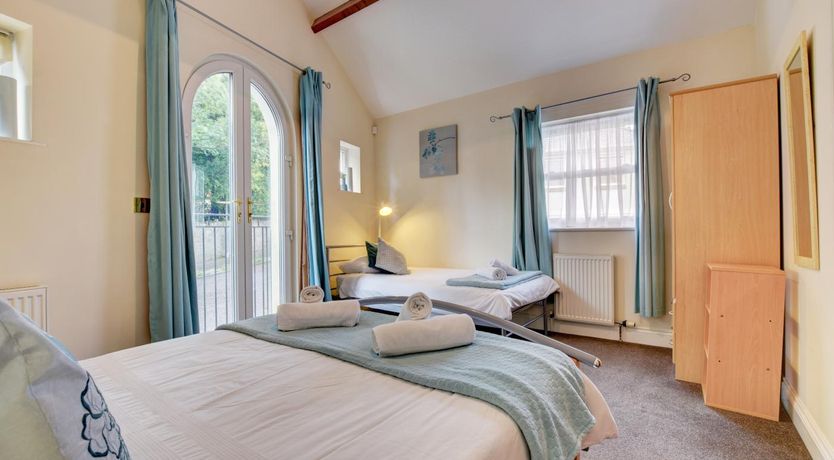 Photo of 2 Bed in Torquay