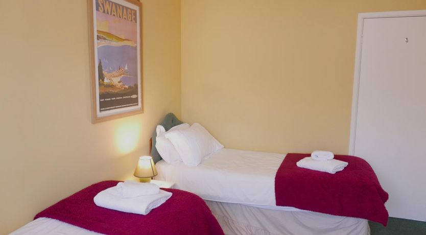 Photo of 2 Bed in Swanage