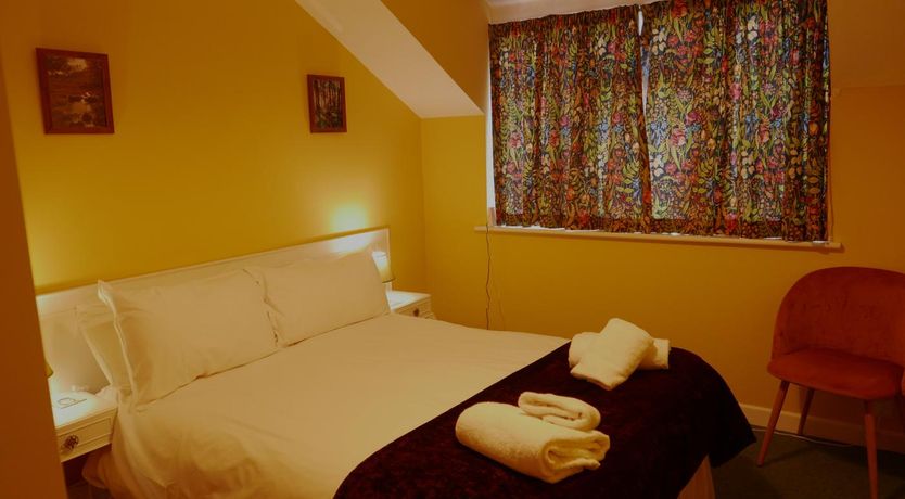 Photo of 2 Bed in Swanage