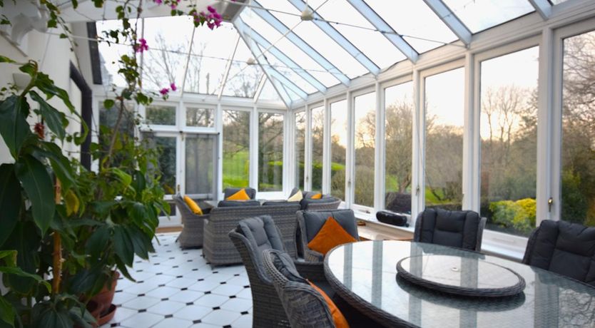 Photo of 7 Bed in Kingsbridge