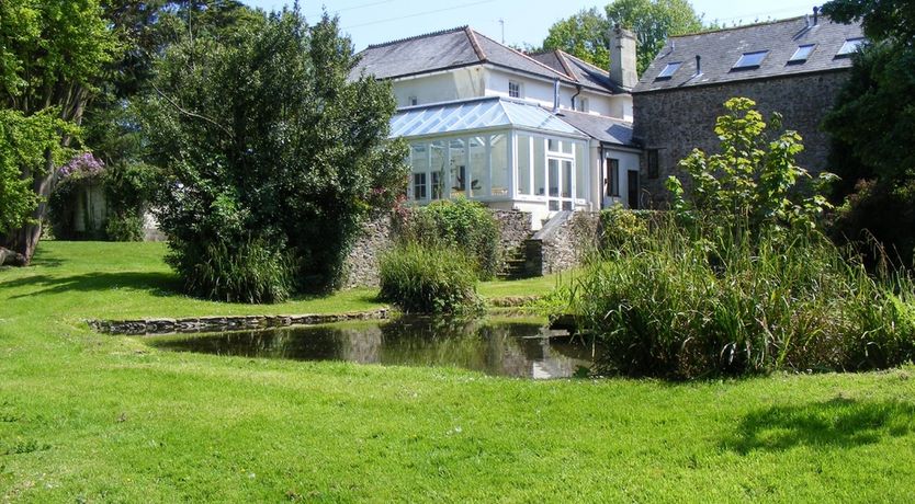 Photo of 7 Bed in Kingsbridge