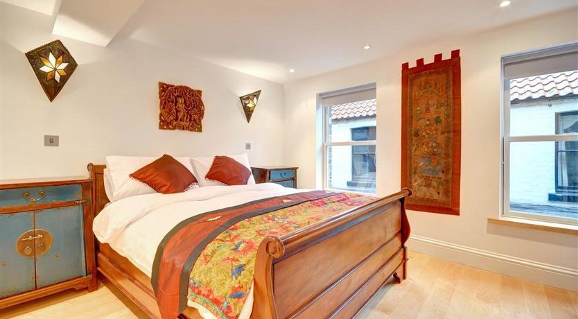 Photo of 3 Bed in Whitby