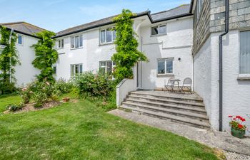 1 Bed in Padstow Holiday Home