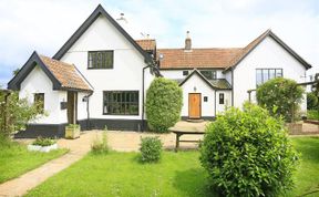 Photo of 5 Bed in Beccles