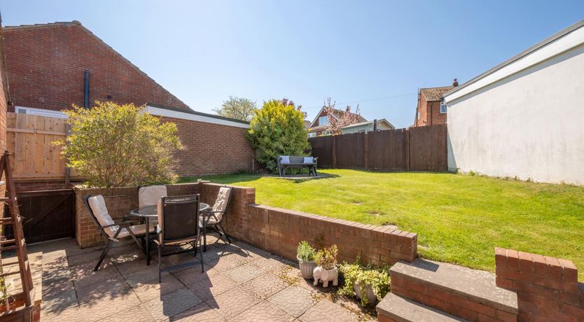 Photo of 2 Bed in Whitby