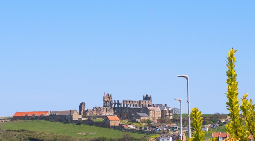 Photo of 2 Bed in Whitby