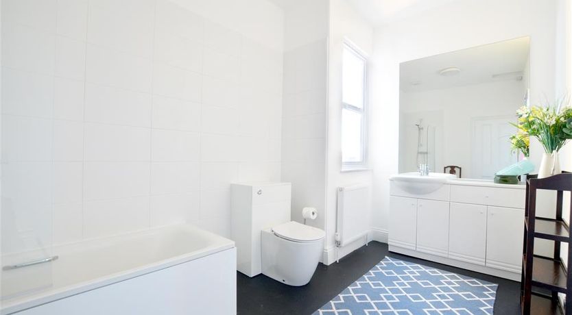 Photo of 4 Bed in Ilfracombe