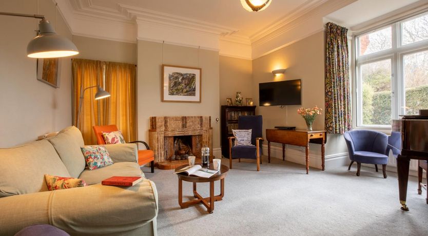 Photo of 4 Bed in Ilfracombe