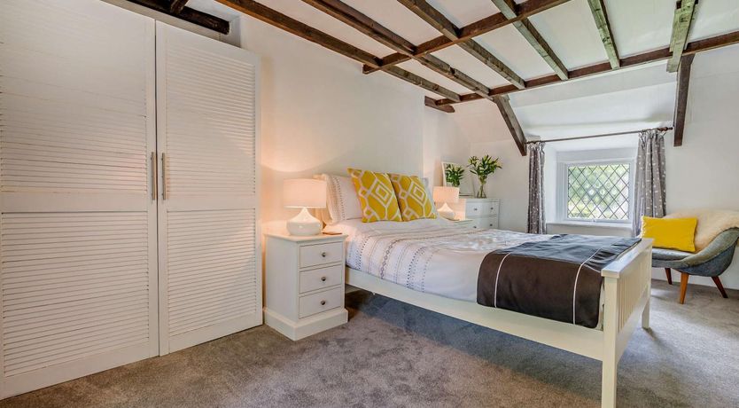 Photo of 2 Bed in Advent